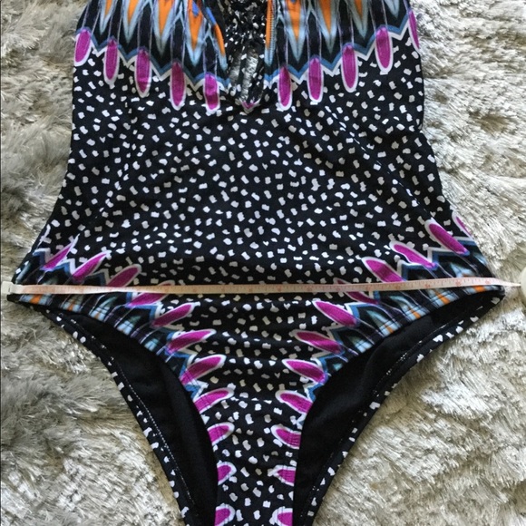 BAR III Multi One piece Swimsuit - Picture 7 of 8